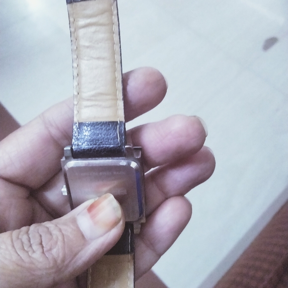 Reebok watch - Picture 3 of 6